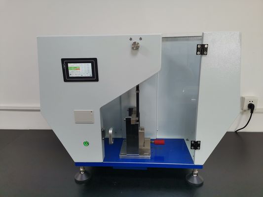 Computerdisplay Izod-inslagtoetsapparatuur / Universal Pendulum Charpy And Izod-inslagtoetsmachine HT-50D-CM