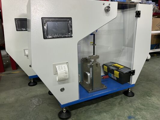 Digitaal weergevende Izod- en Charpy-inslagtoetsmachine HT-5D-CM