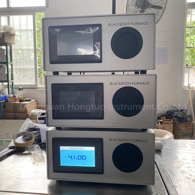 Temperatuurkalibreringsmachine Blackbody oven voor voorhoofdthermometer